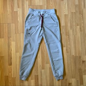 Figs limited edition cement grey Zamora jogger